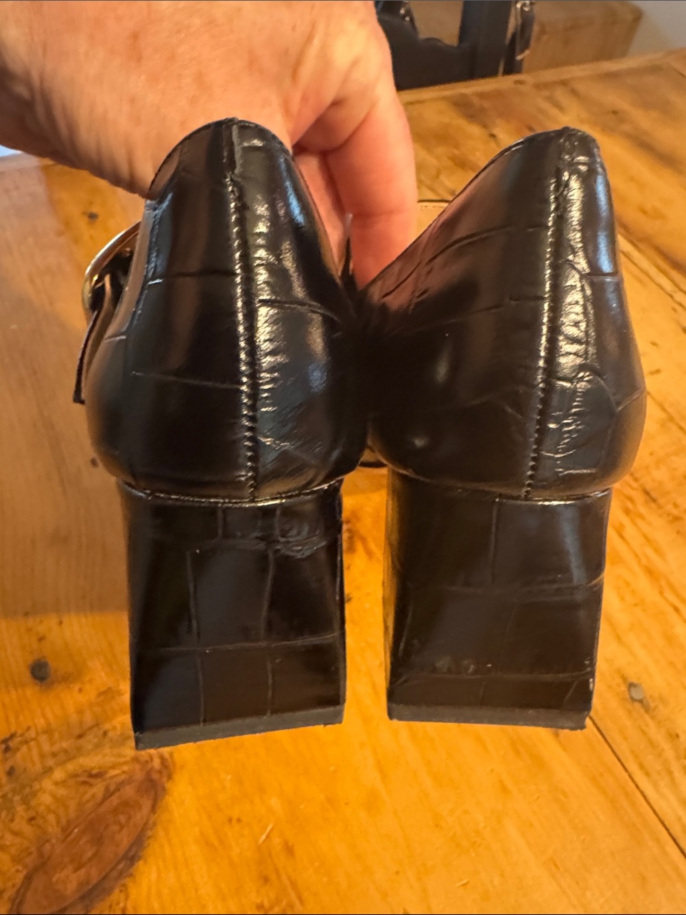 J.Crew Black Croc Embossed Leather Mary Jane Block Heel Pumps Size 7 - Picture 8 of 9